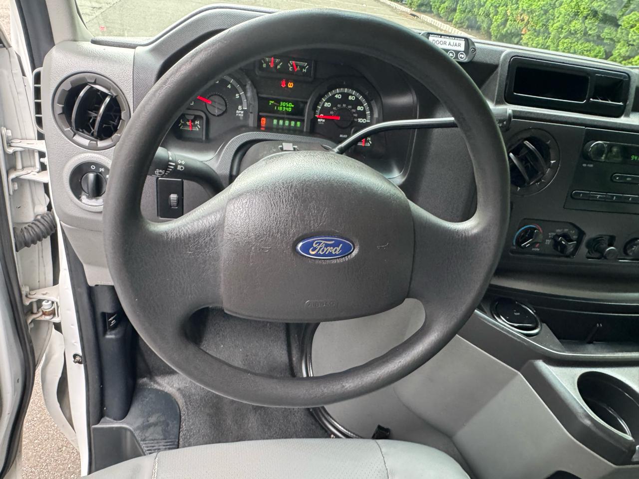 Ford Econoline E-250 Extended 2011