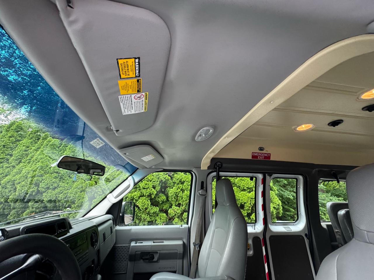 Ford Econoline E-250 Extended 2011