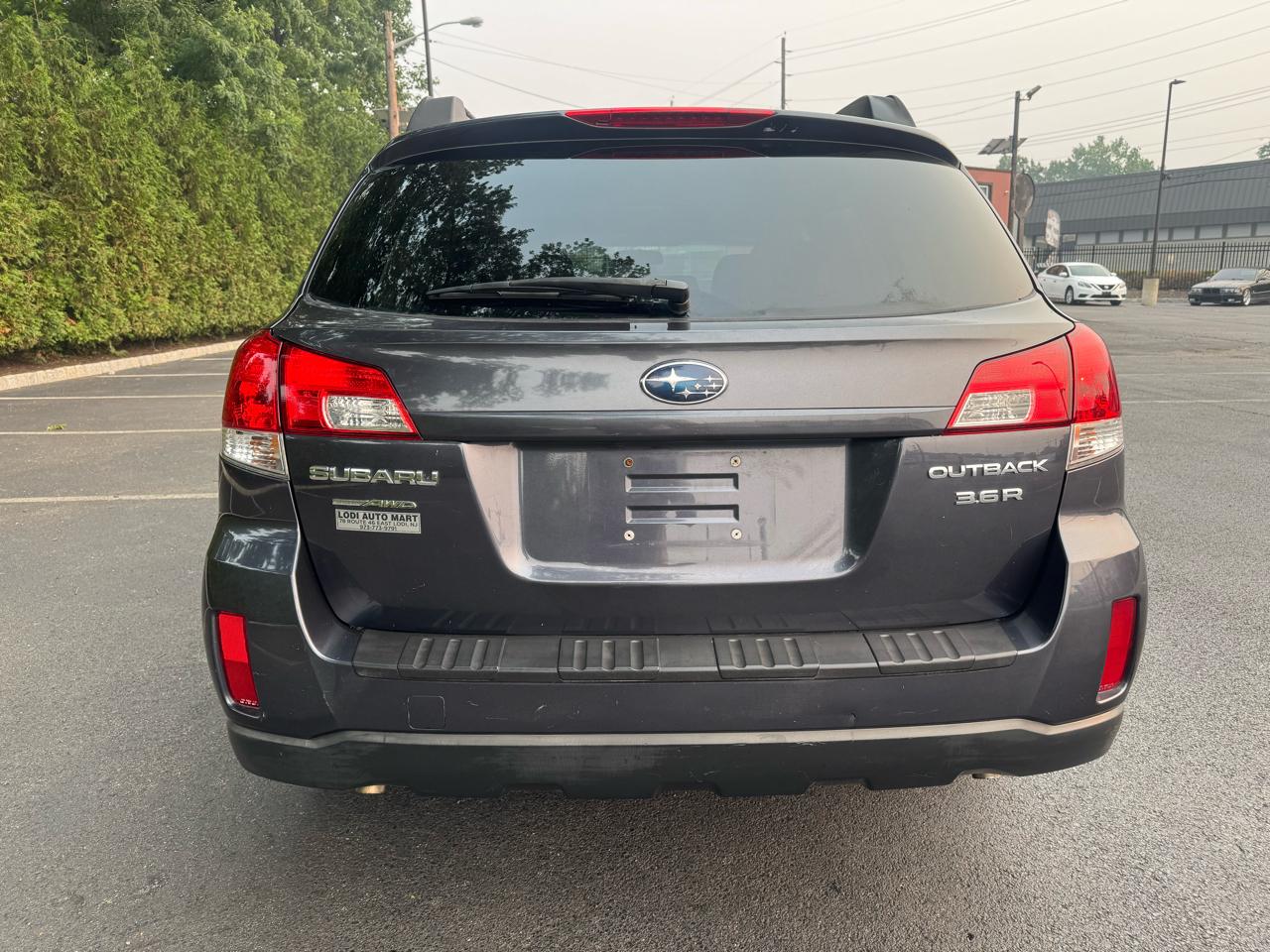 Subaru Outback 3.6R Limited 2010