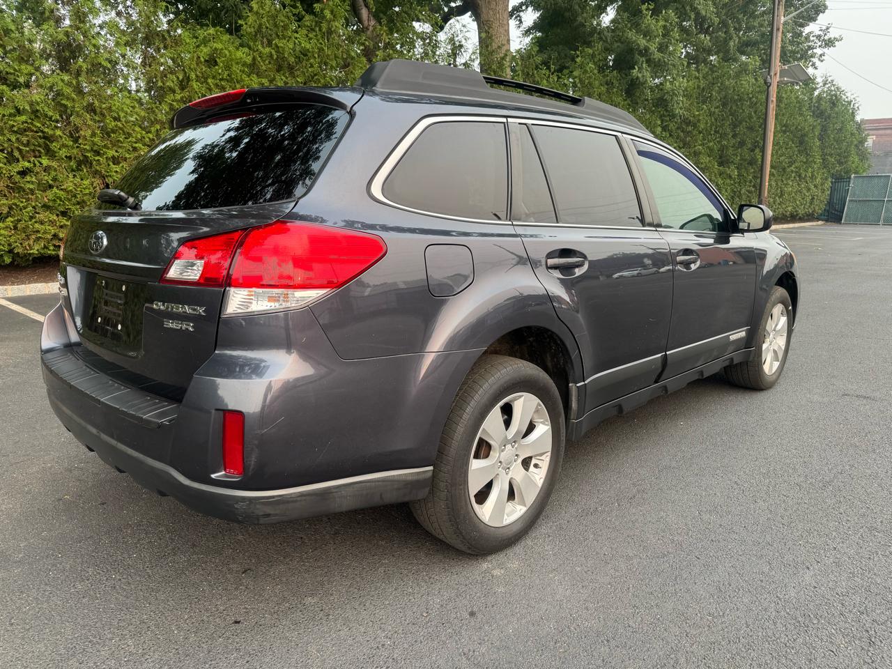Subaru Outback 3.6R Limited 2010