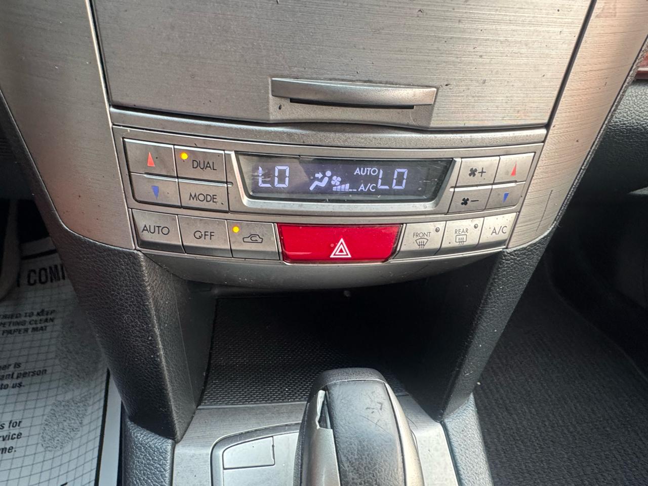 Subaru Outback 3.6R Limited 2010