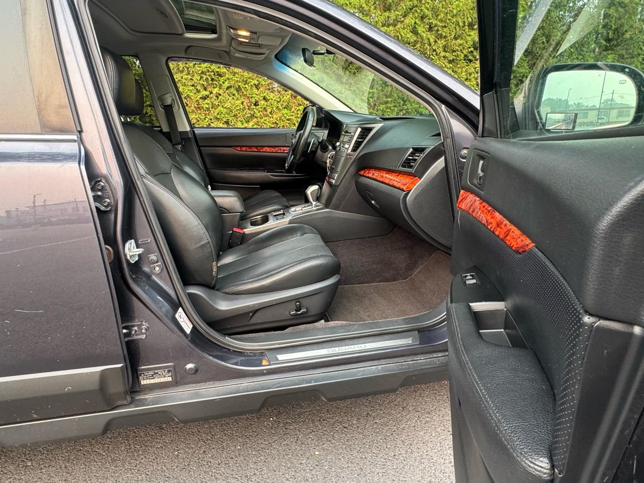 Subaru Outback 3.6R Limited 2010