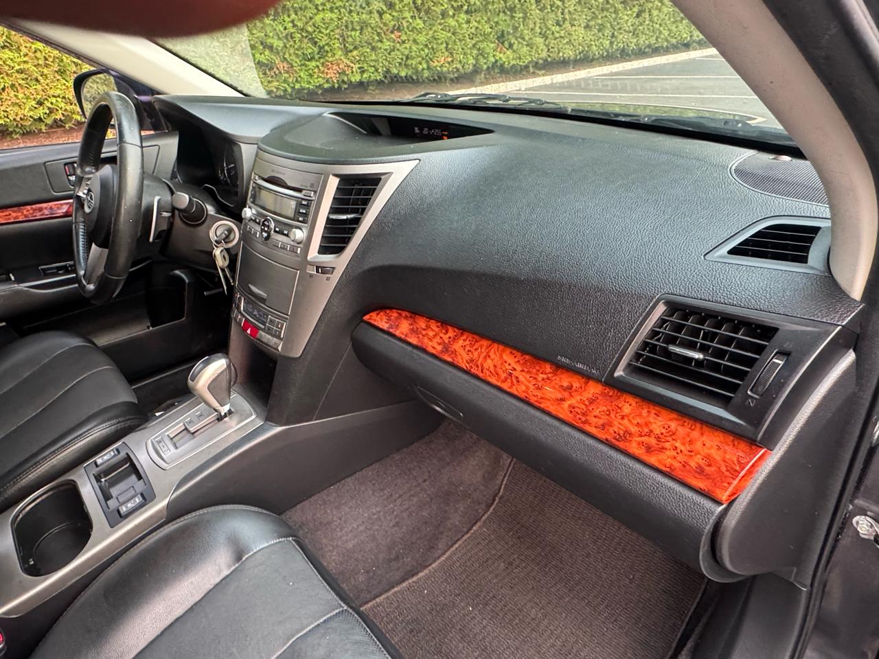 Subaru Outback 3.6R Limited 2010
