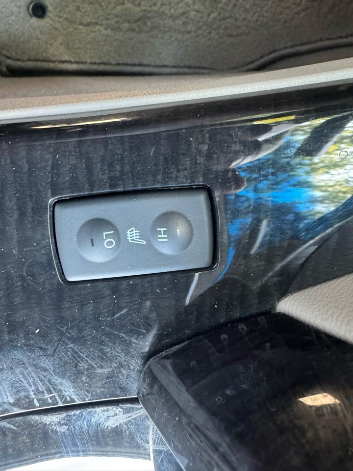 Acura MDX Tech Package with Rear DVD System 2007
