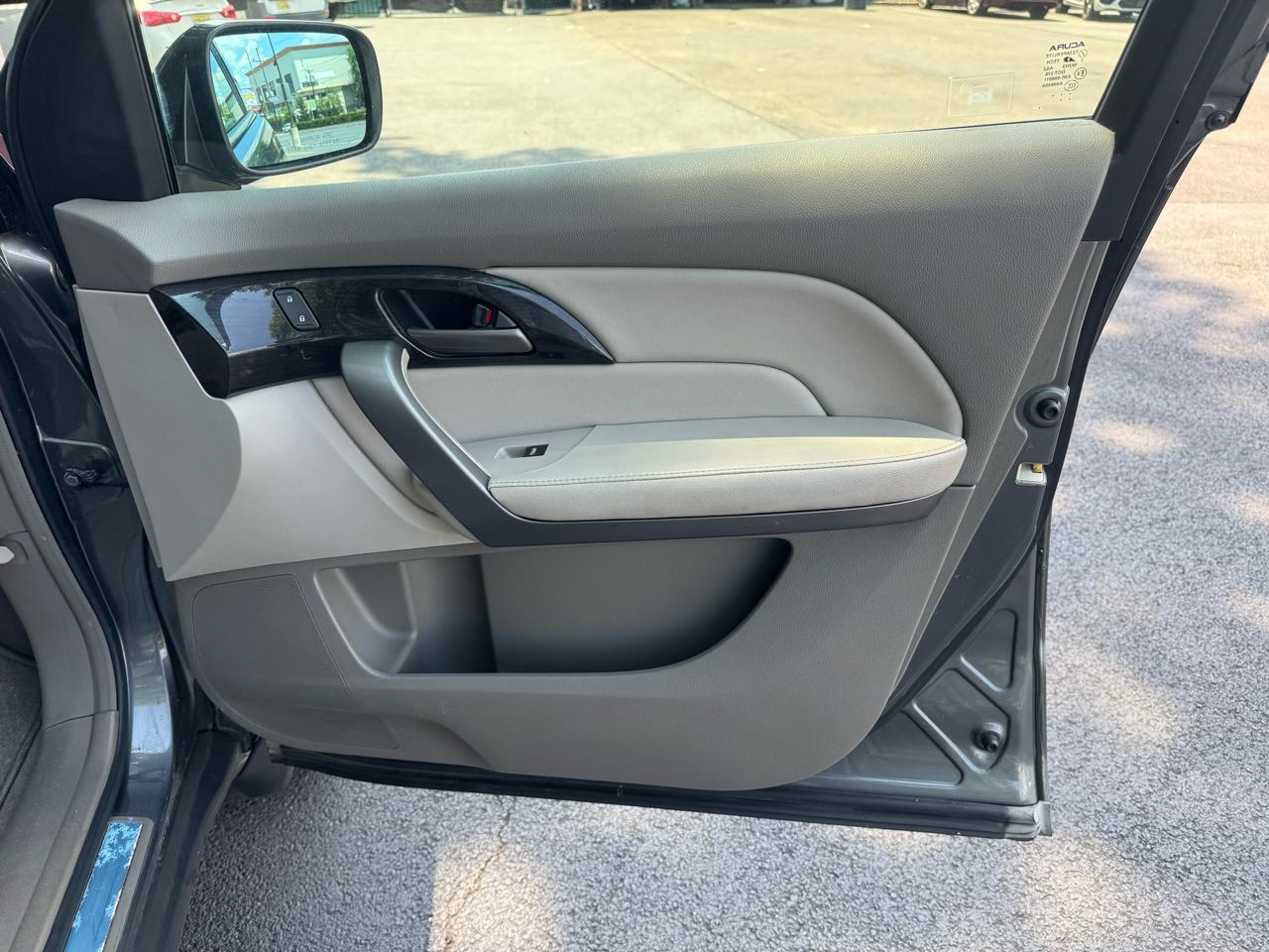 Acura MDX Tech Package with Rear DVD System 2007