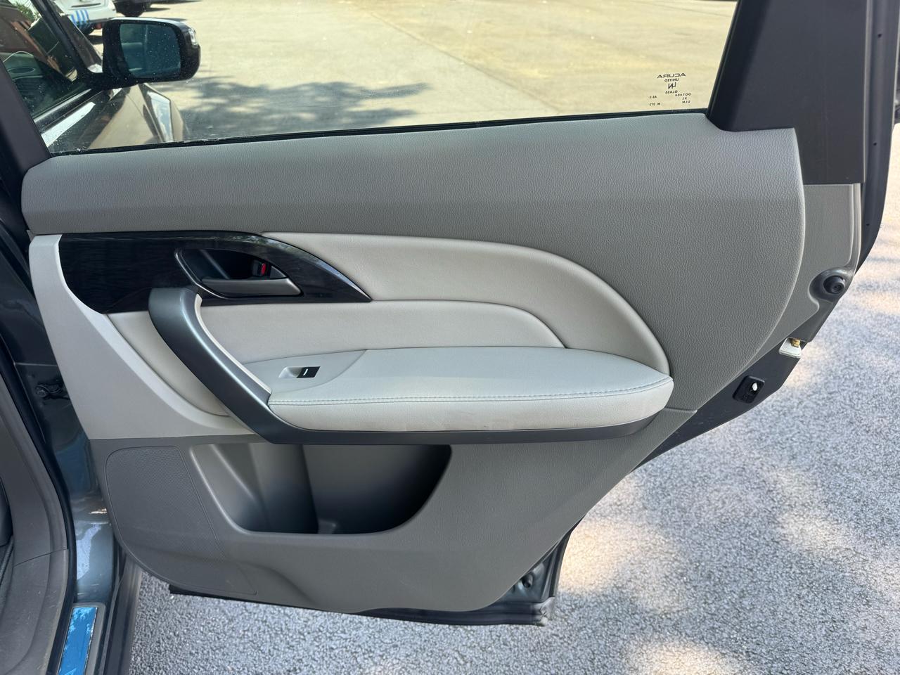 Acura MDX Tech Package with Rear DVD System 2007