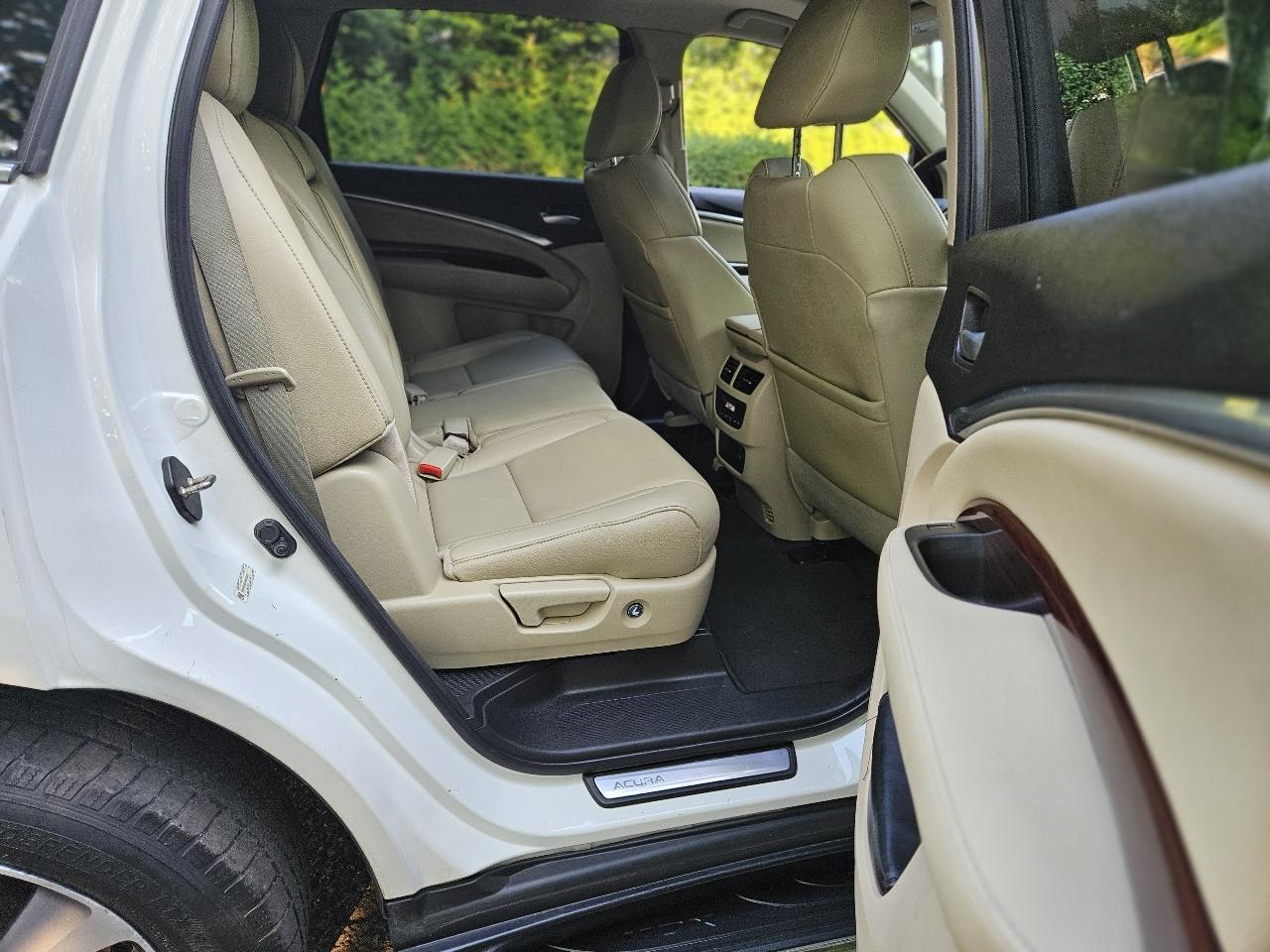 Acura MDX SH-AWD 6-Spd AT w/Tech Package 2014
