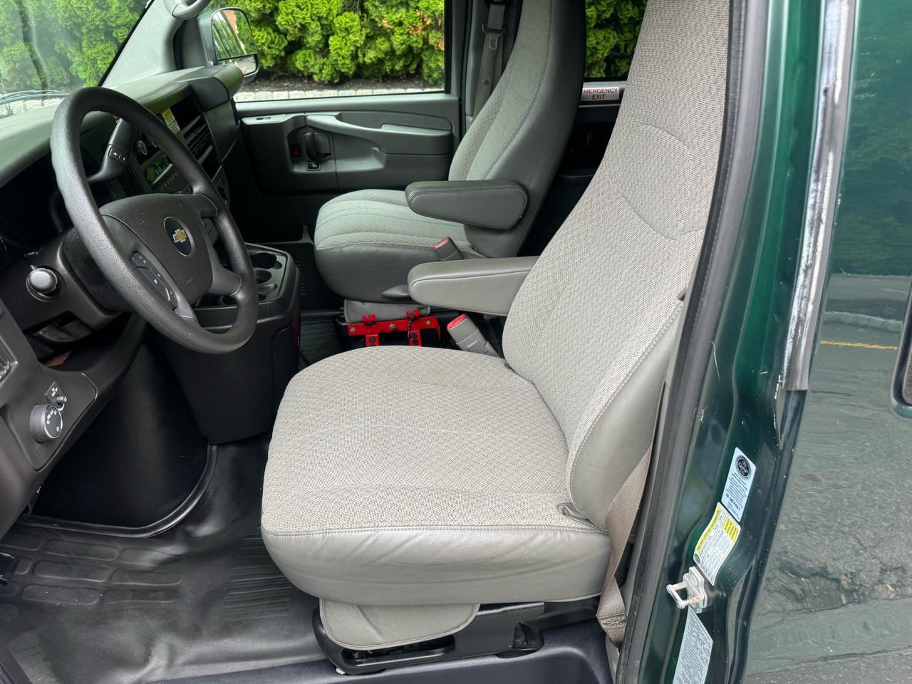 Chevrolet Express LT 3500 Extended 2013