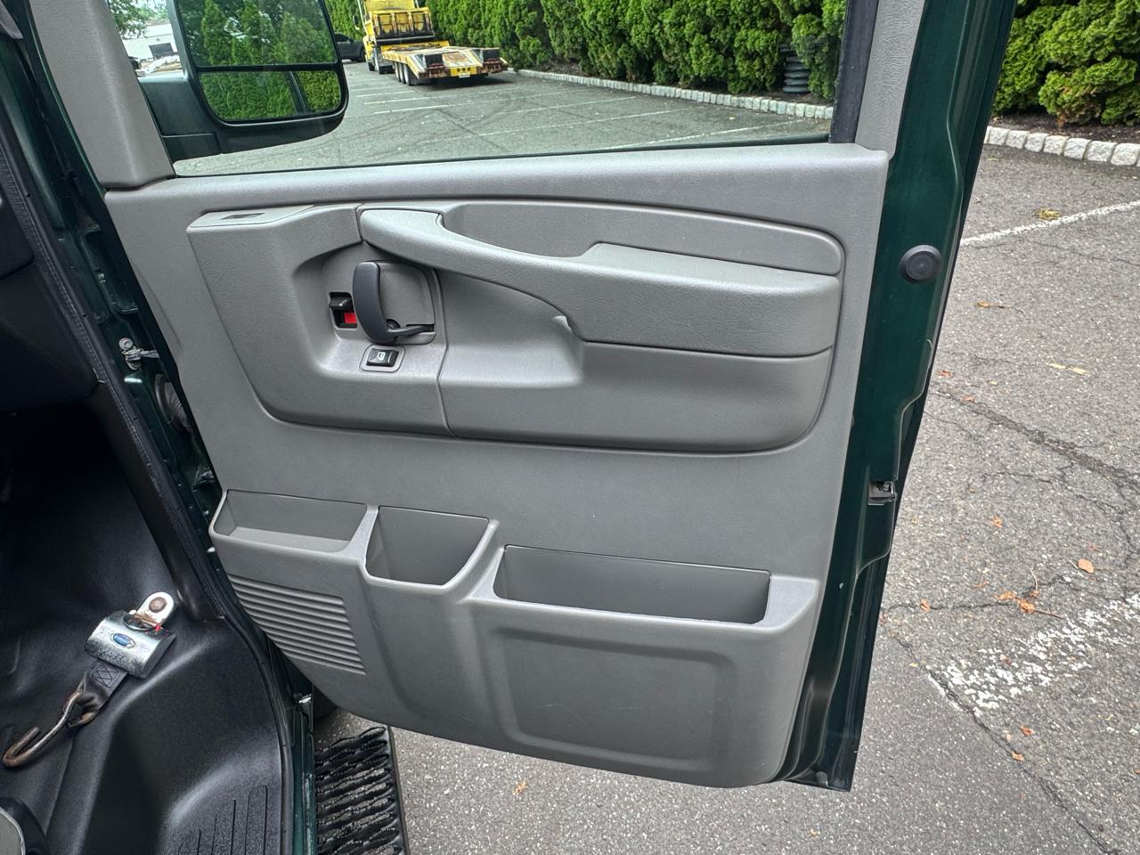 Chevrolet Express LT 3500 Extended 2013