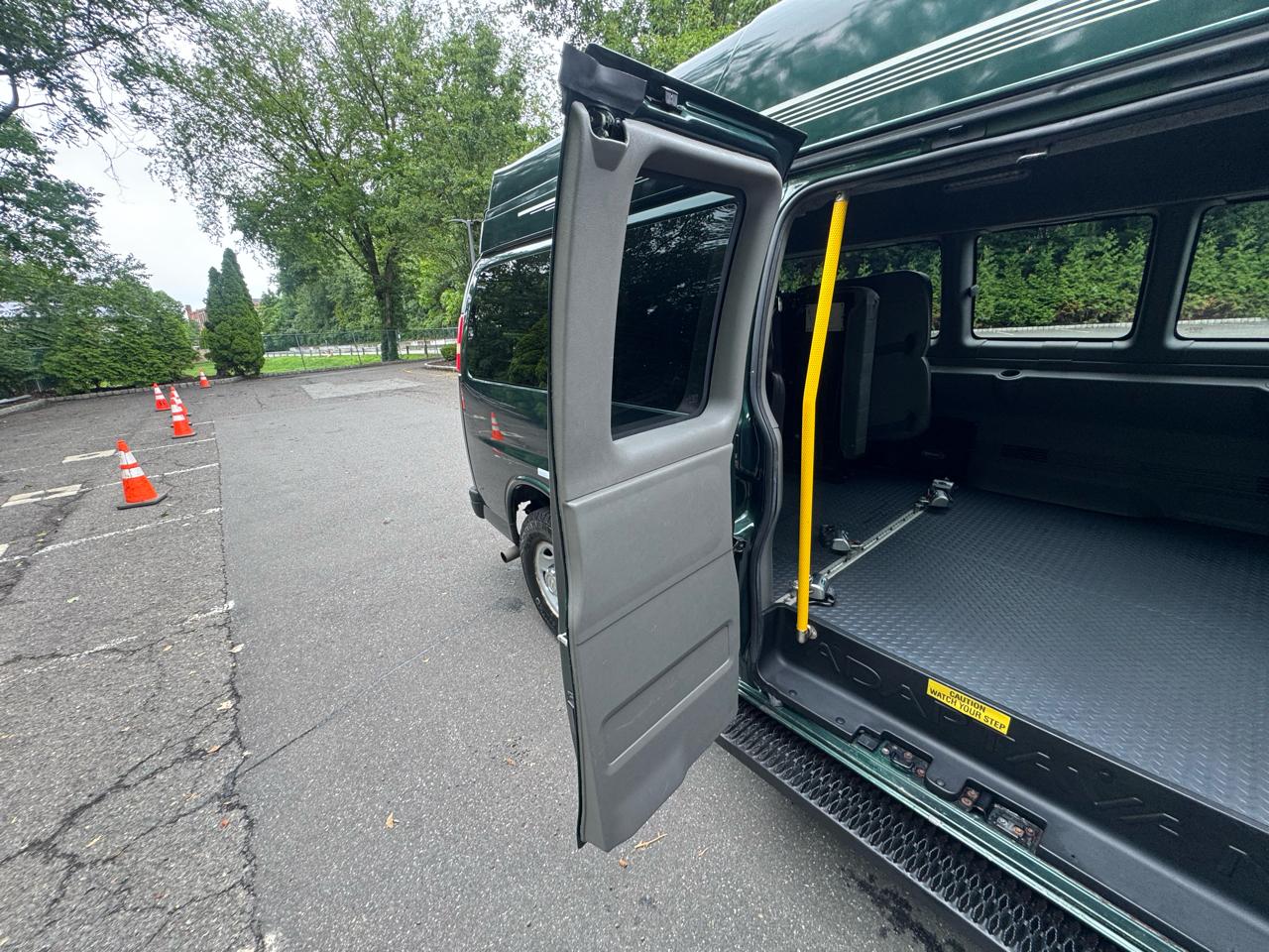 Chevrolet Express LT 3500 Extended 2013