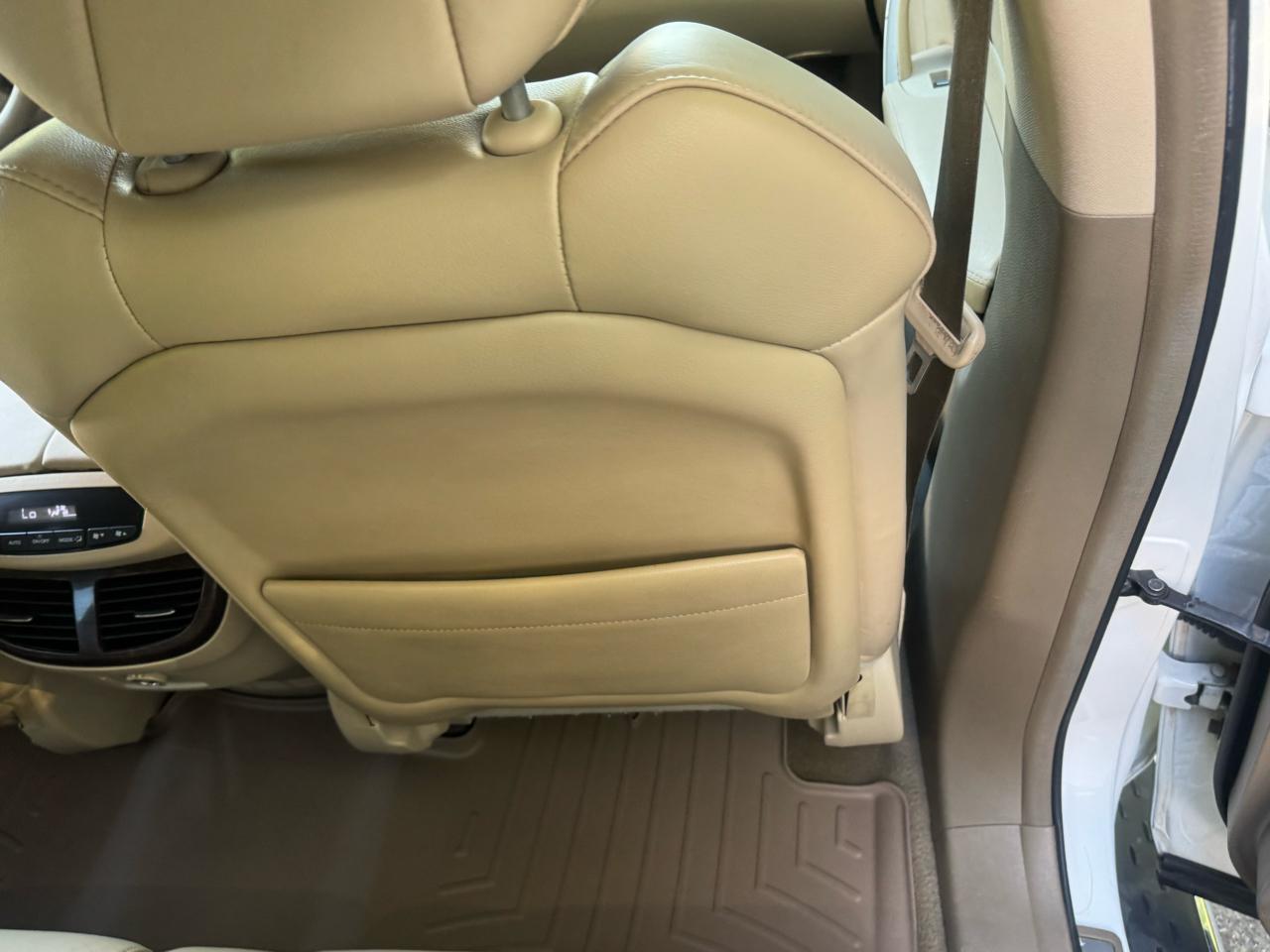 Acura MDX 6-Spd AT w/Tech Package 2011