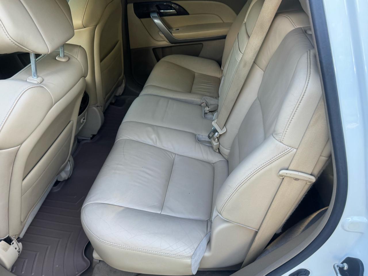 Acura MDX 6-Spd AT w/Tech Package 2011