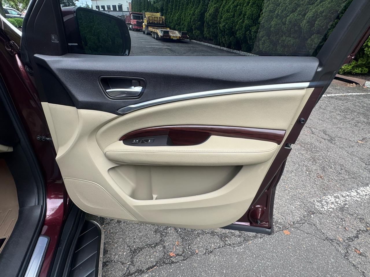 Acura MDX SH-AWD 9-Spd AT w/Tech Package 2016
