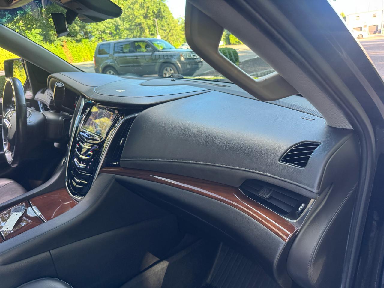 Cadillac Escalade ESV Luxury 4WD 2020