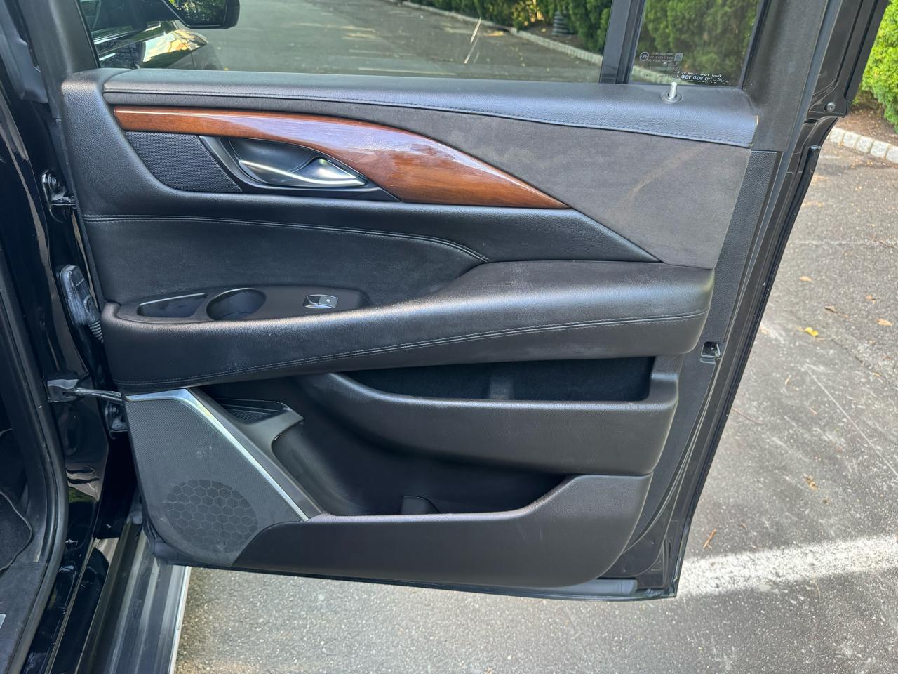 Cadillac Escalade ESV Luxury 4WD 2020