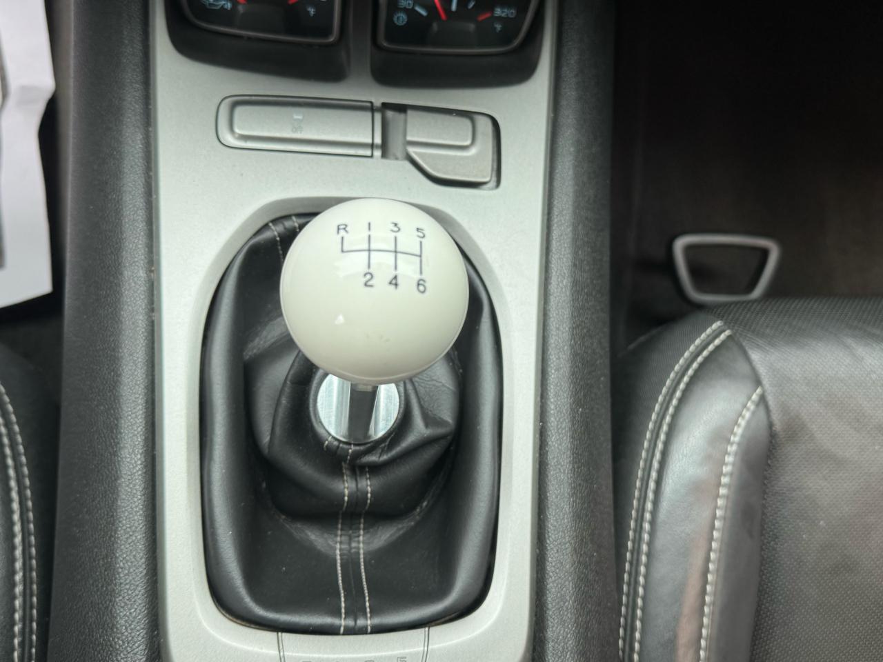 Chevrolet Camaro 2LT Coupe 2011