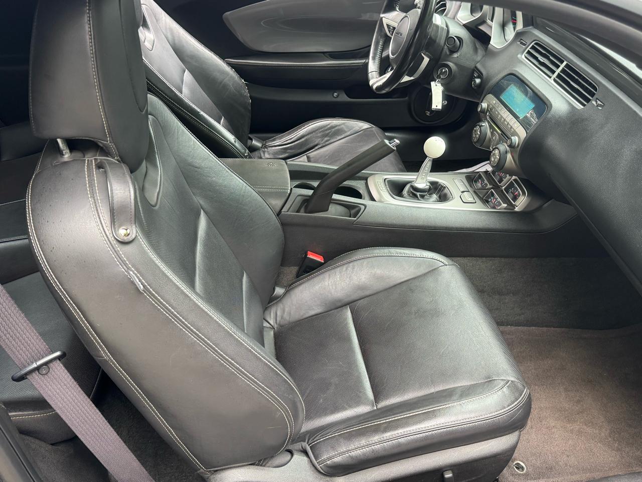 Chevrolet Camaro 2LT Coupe 2011