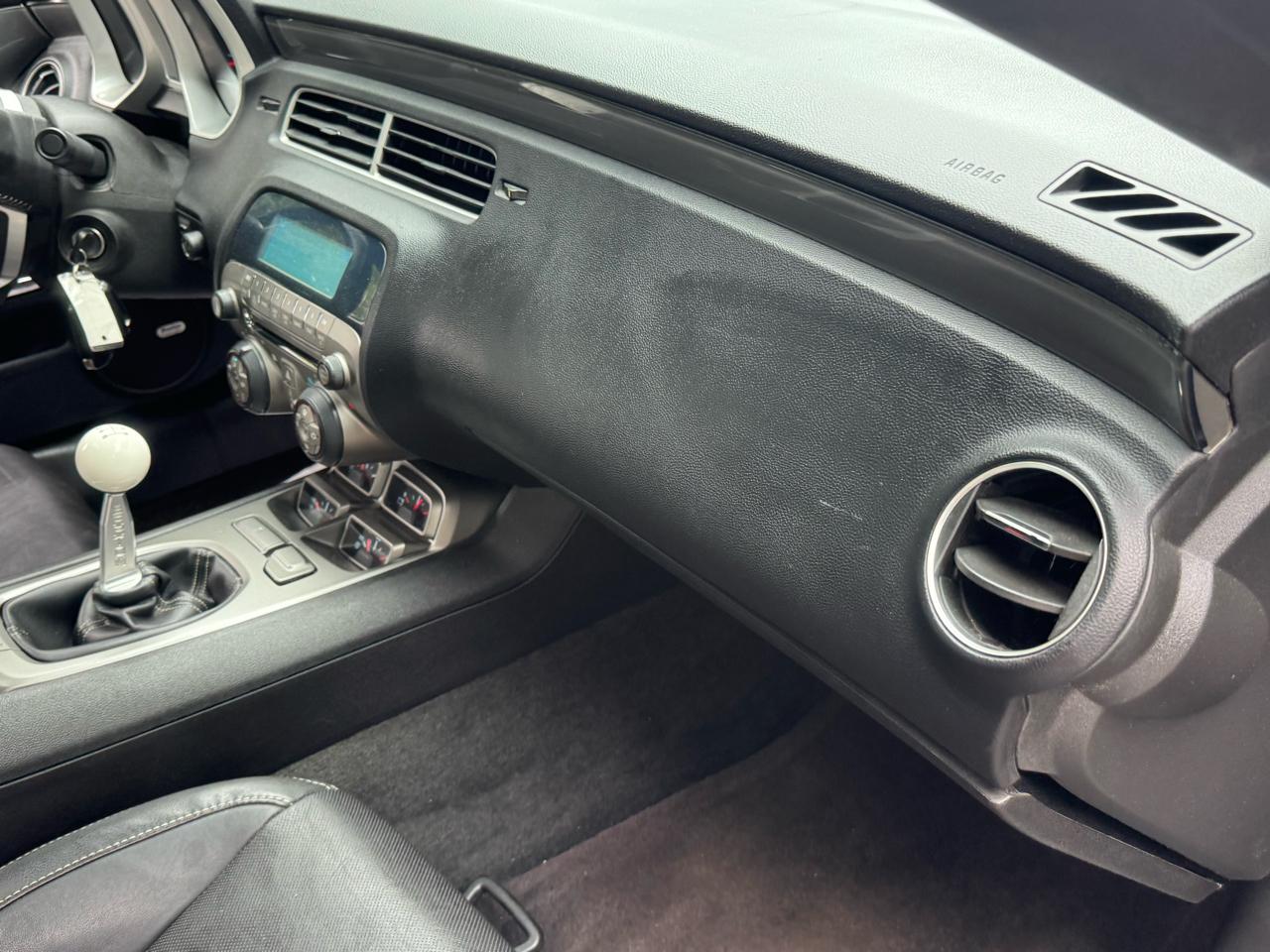 Chevrolet Camaro 2LT Coupe 2011