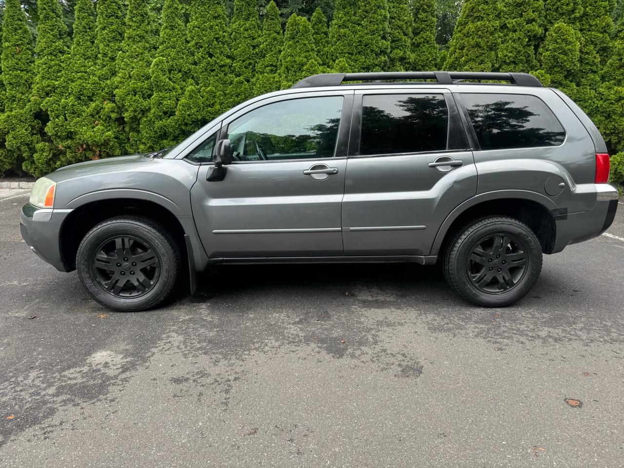 Mitsubishi Endeavor XLS AWD 2004