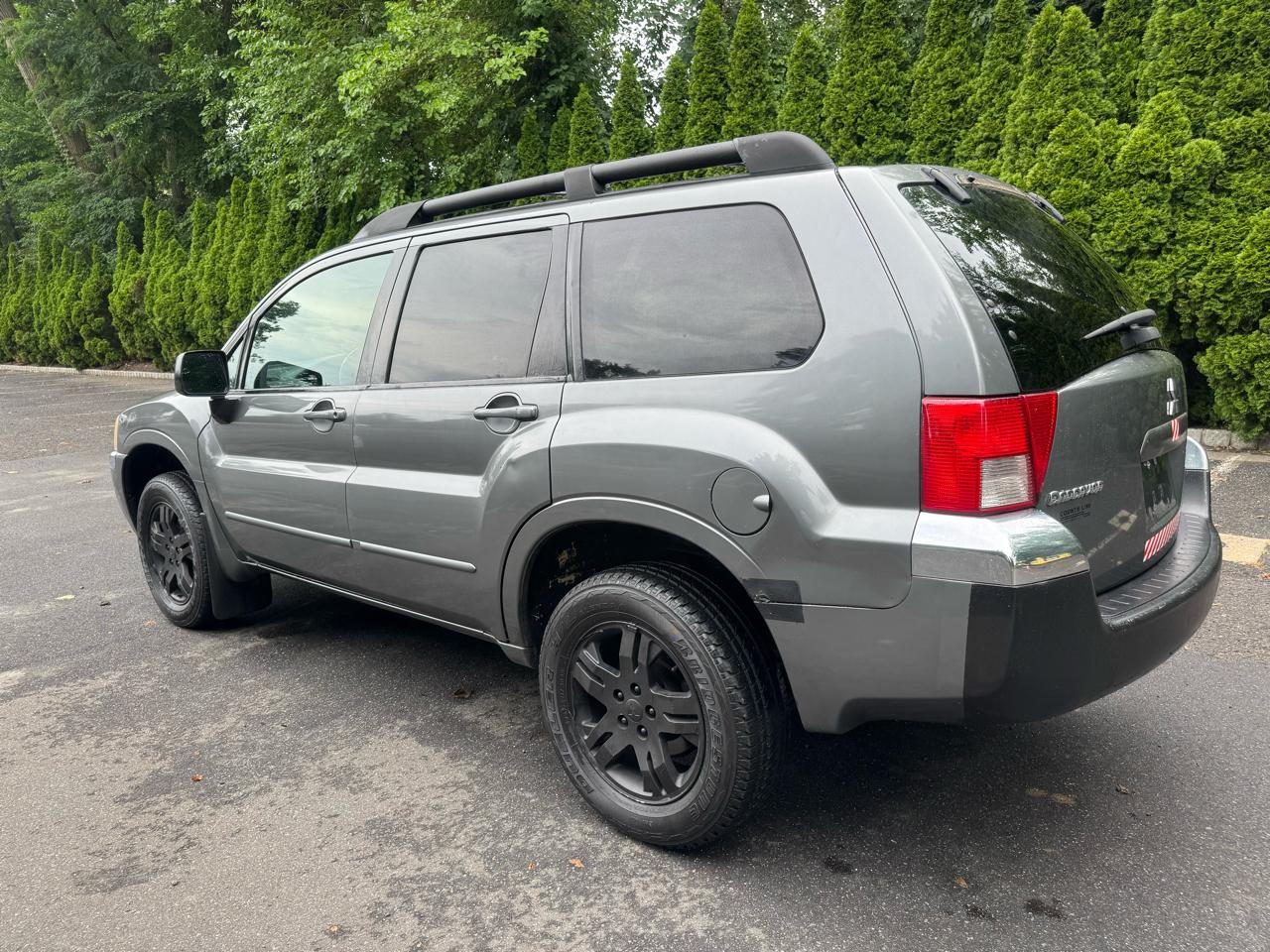 Mitsubishi Endeavor XLS AWD 2004