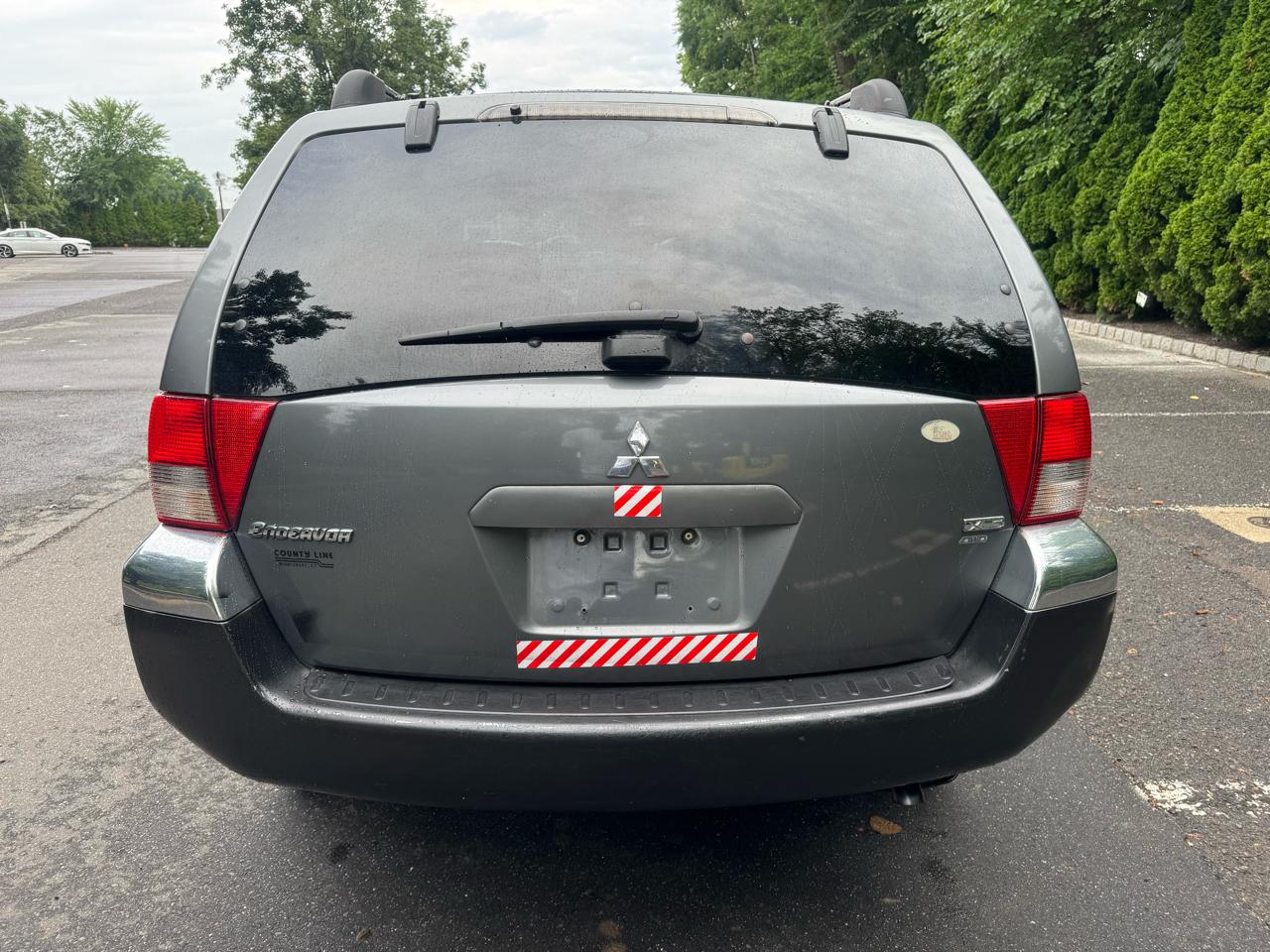 Mitsubishi Endeavor XLS AWD 2004