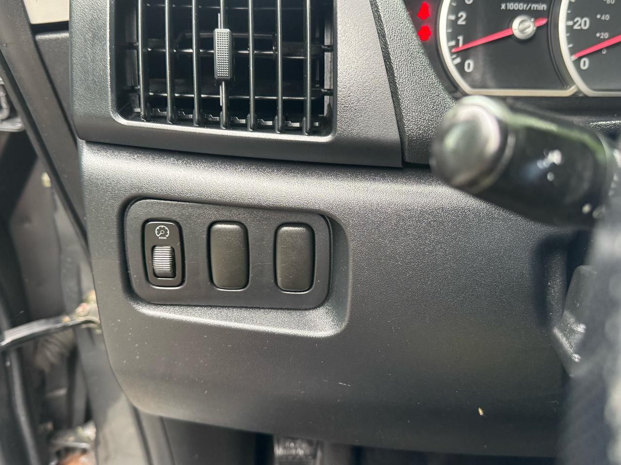 Mitsubishi Endeavor XLS AWD 2004