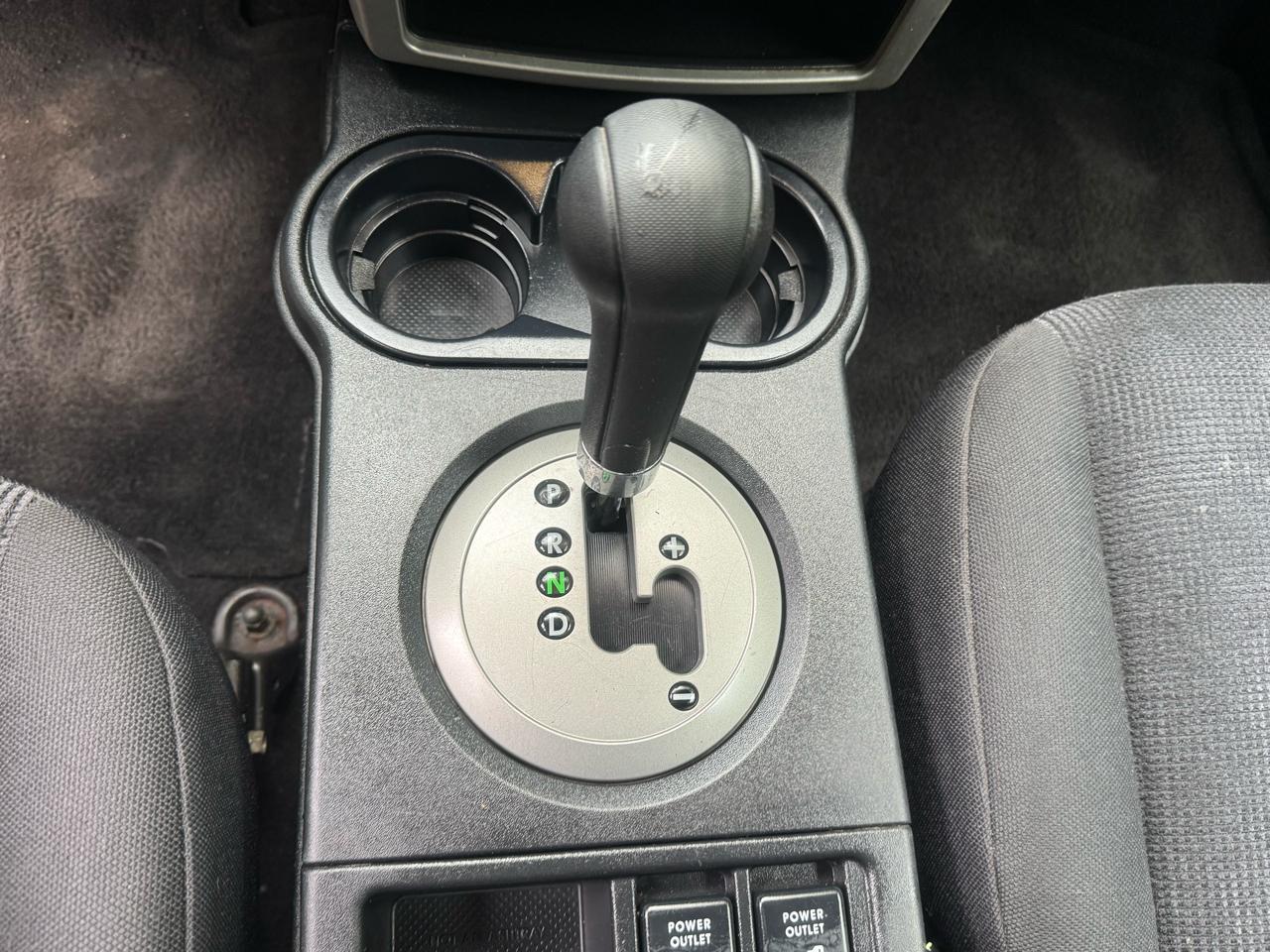 Mitsubishi Endeavor XLS AWD 2004