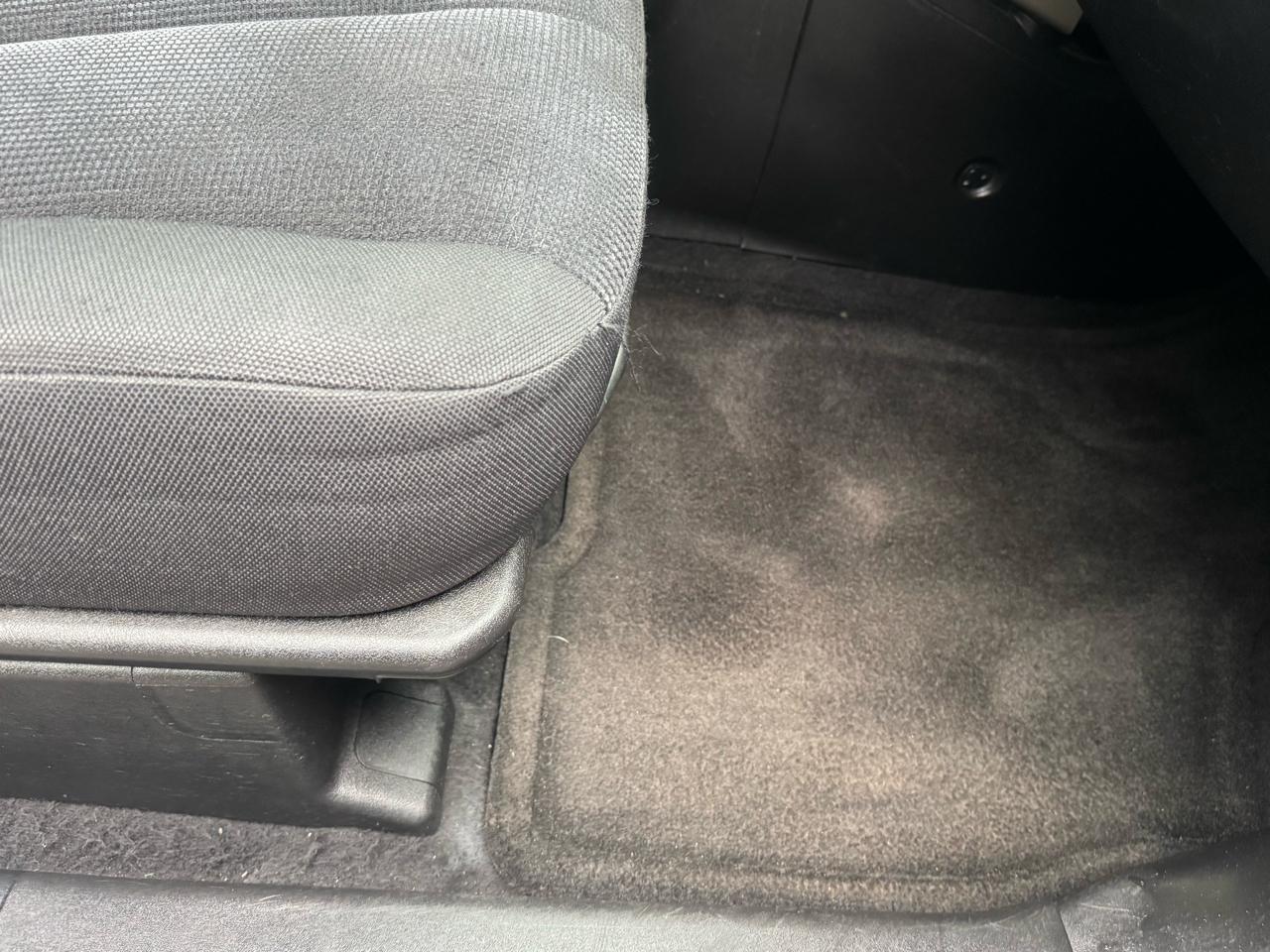 Mitsubishi Endeavor XLS AWD 2004