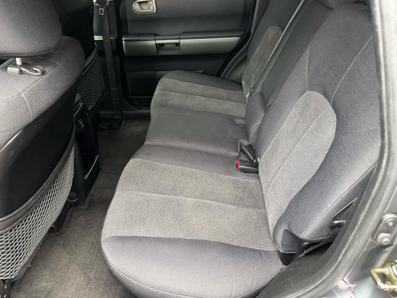 Mitsubishi Endeavor XLS AWD 2004