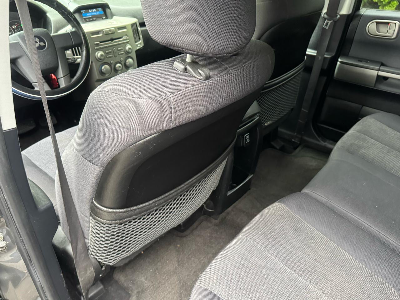 Mitsubishi Endeavor XLS AWD 2004