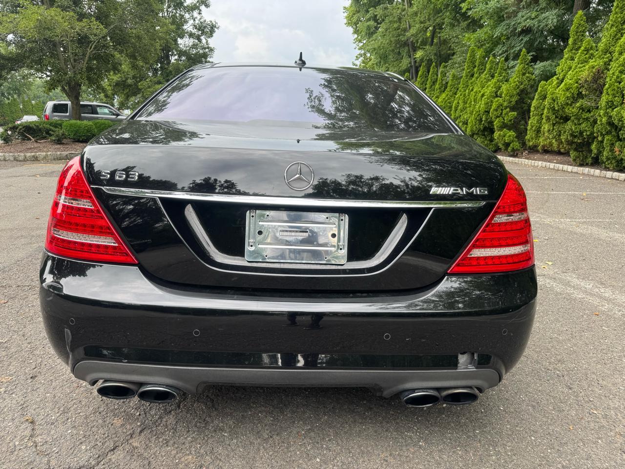 Mercedes-Benz S-Class S63 AMG 2010