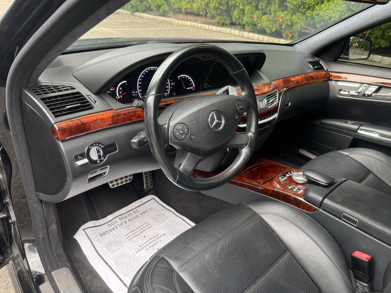 Mercedes-Benz S-Class S63 AMG 2010