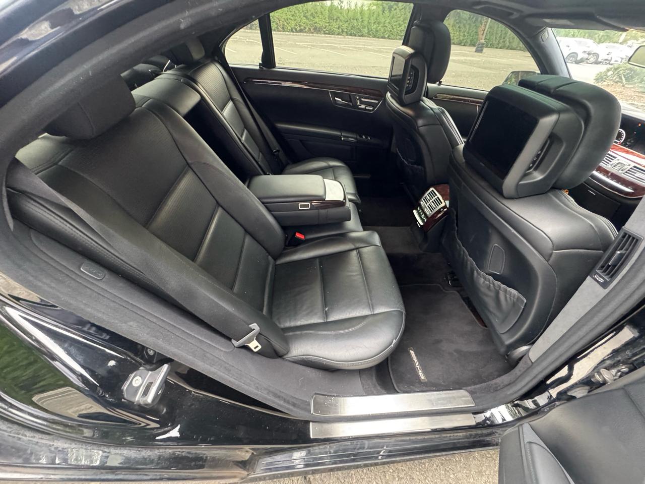 Mercedes-Benz S-Class S63 AMG 2010