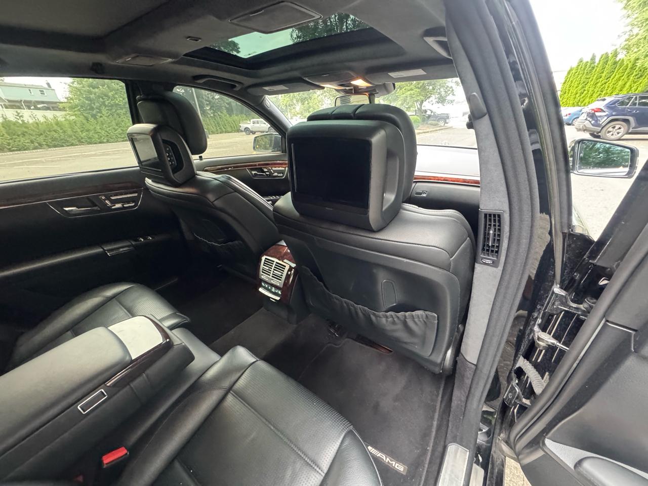 Mercedes-Benz S-Class S63 AMG 2010