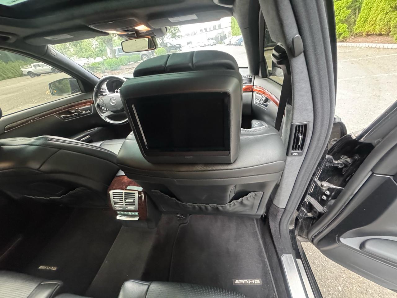 Mercedes-Benz S-Class S63 AMG 2010