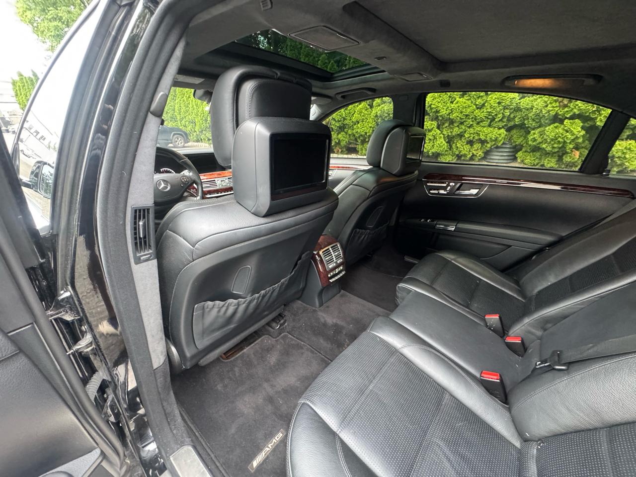 Mercedes-Benz S-Class S63 AMG 2010