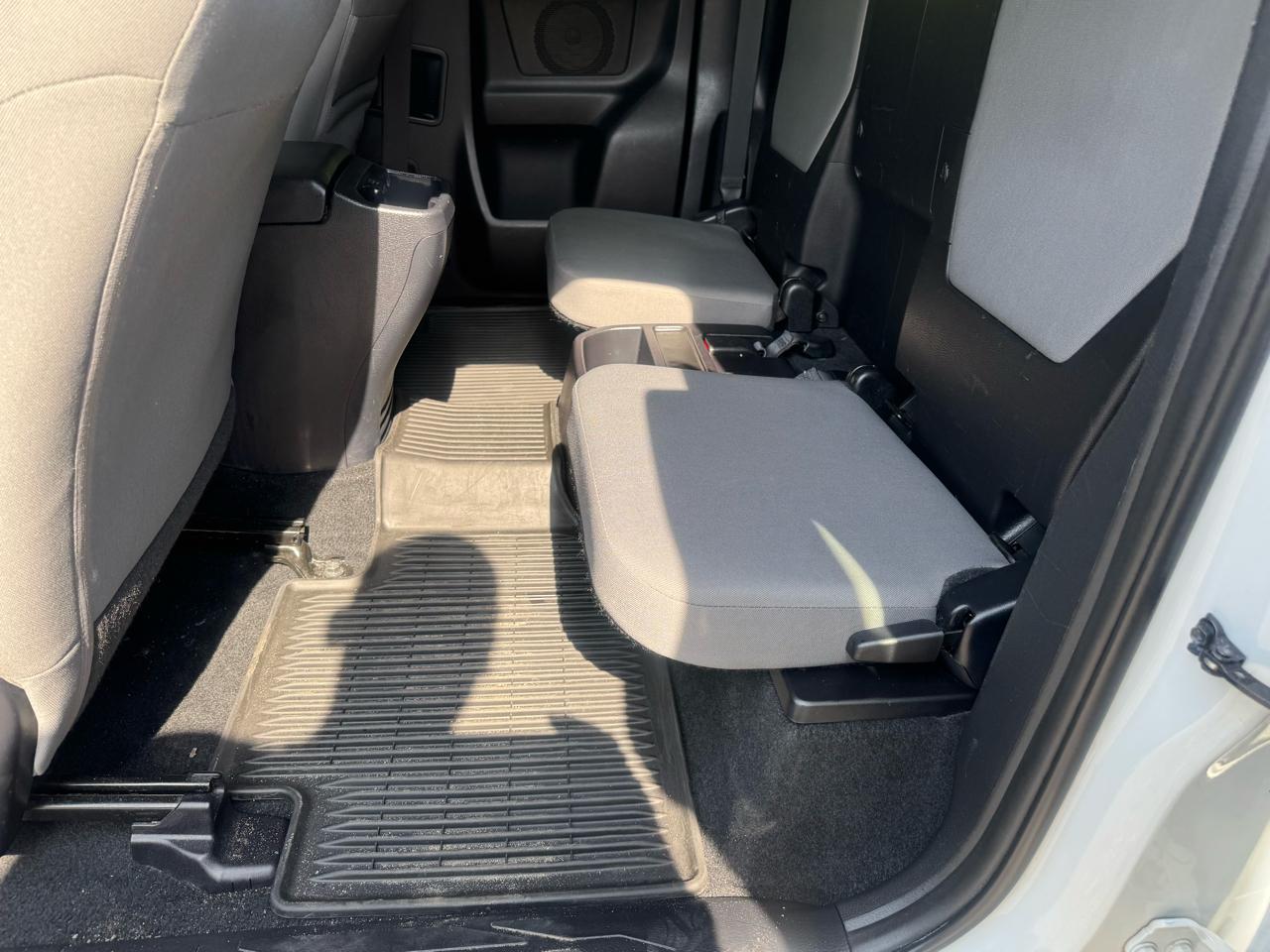 Toyota Tacoma SR5 Access Cab I4 6AT 2WD 2017
