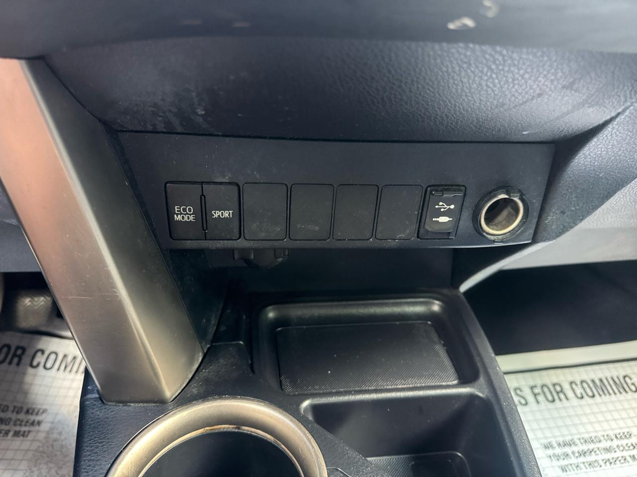 Toyota RAV4 XLE AWD 2013