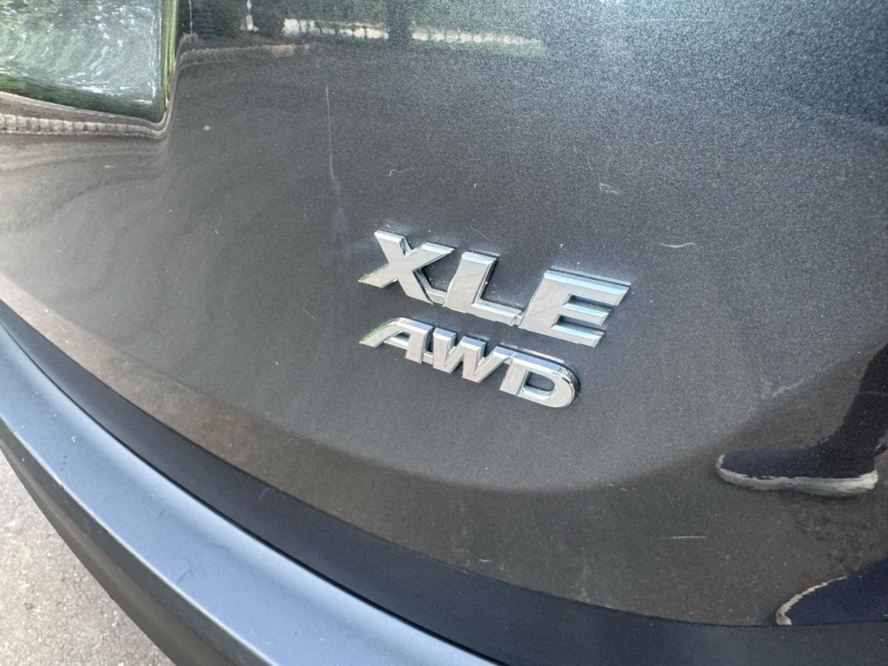 Toyota RAV4 XLE AWD 2013
