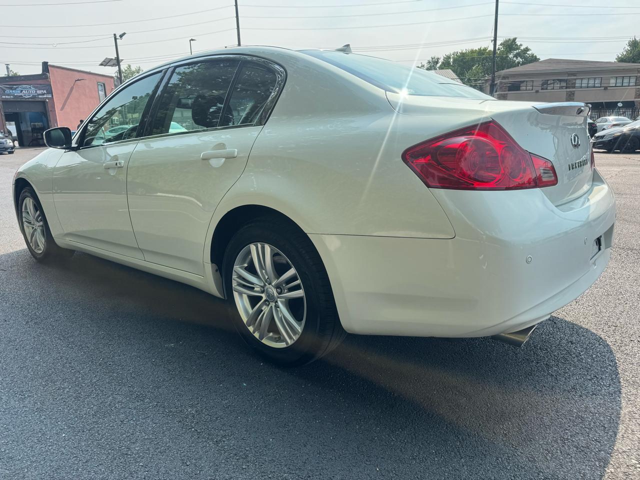 Infiniti G Sedan 37x AWD 2013