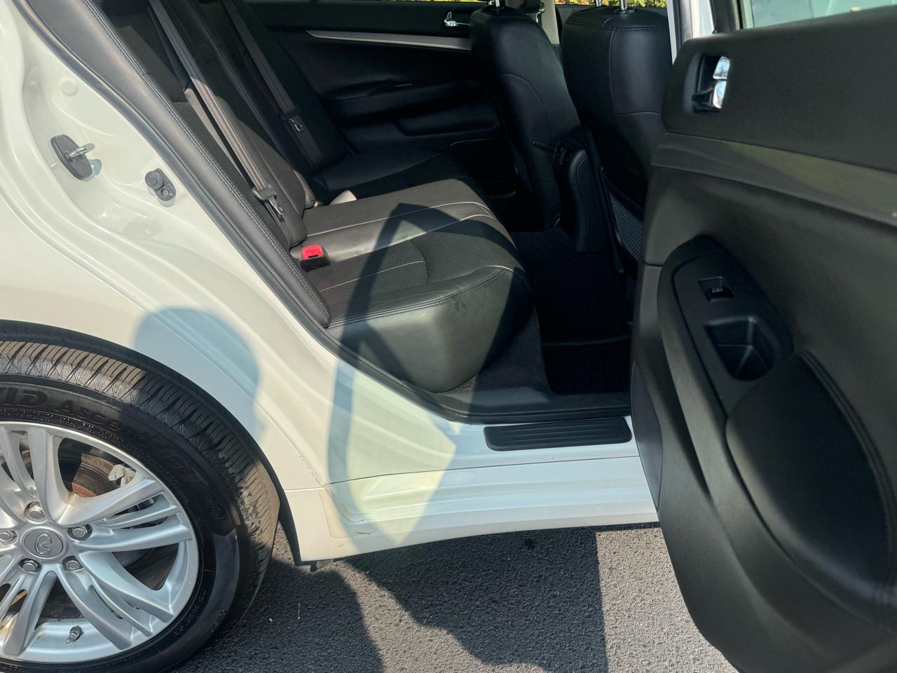 Infiniti G Sedan 37x AWD 2013