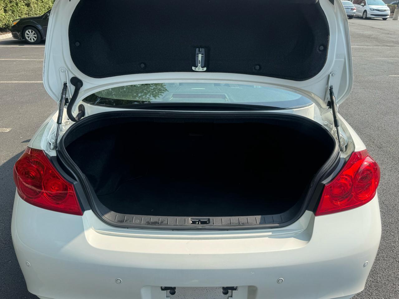 Infiniti G Sedan 37x AWD 2013
