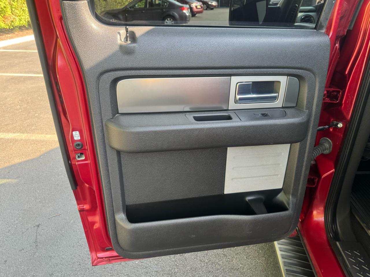 Ford F-150 4WD SuperCrew 150" FX4 2014
