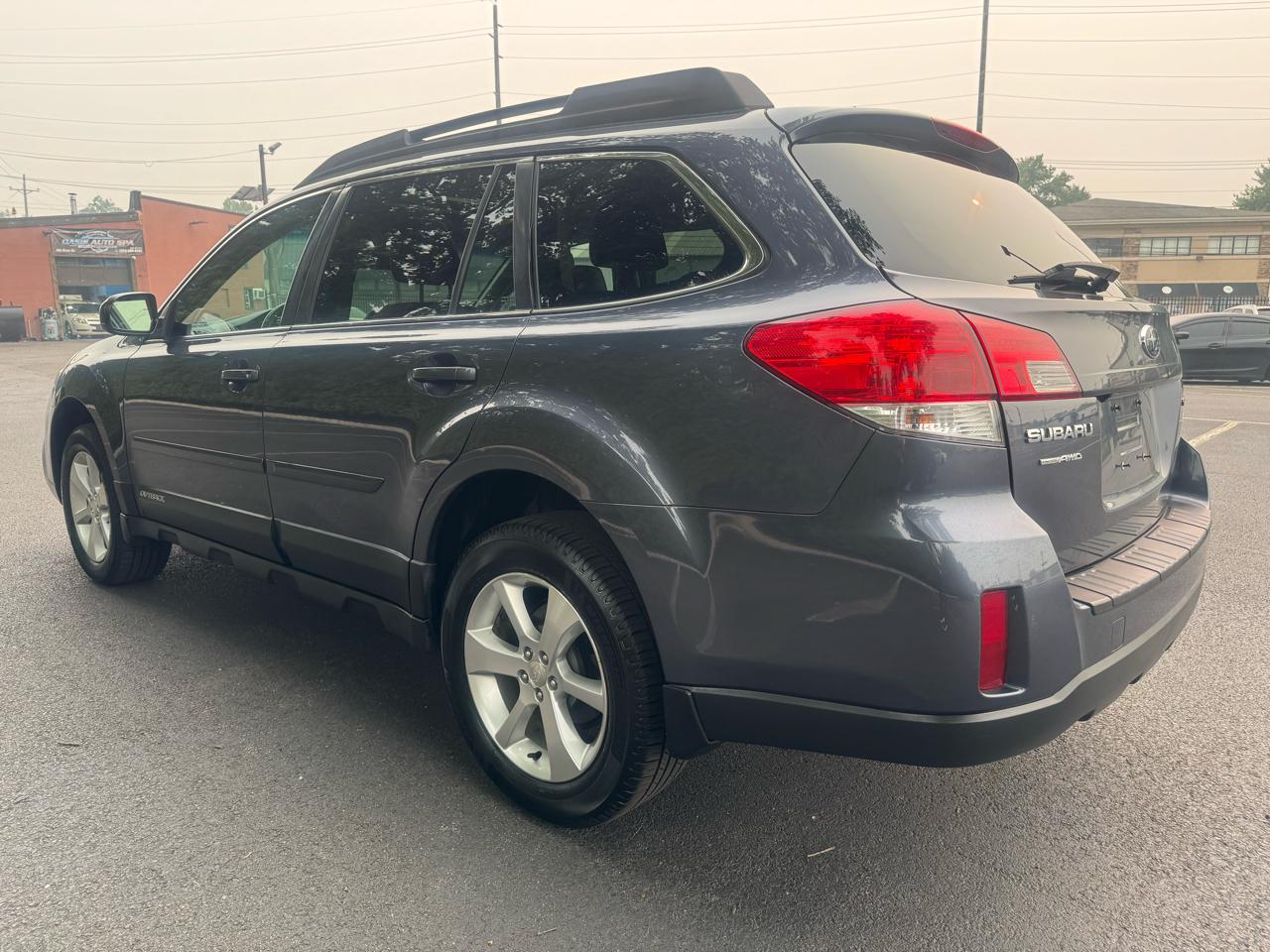 Subaru Outback 2.5i Limited 2014