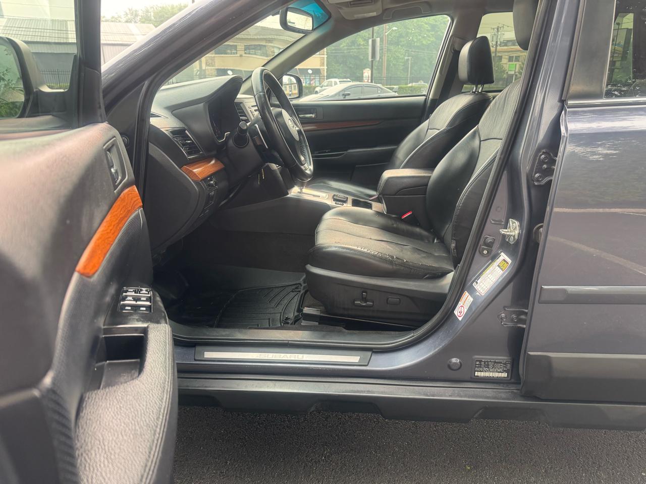Subaru Outback 2.5i Limited 2014