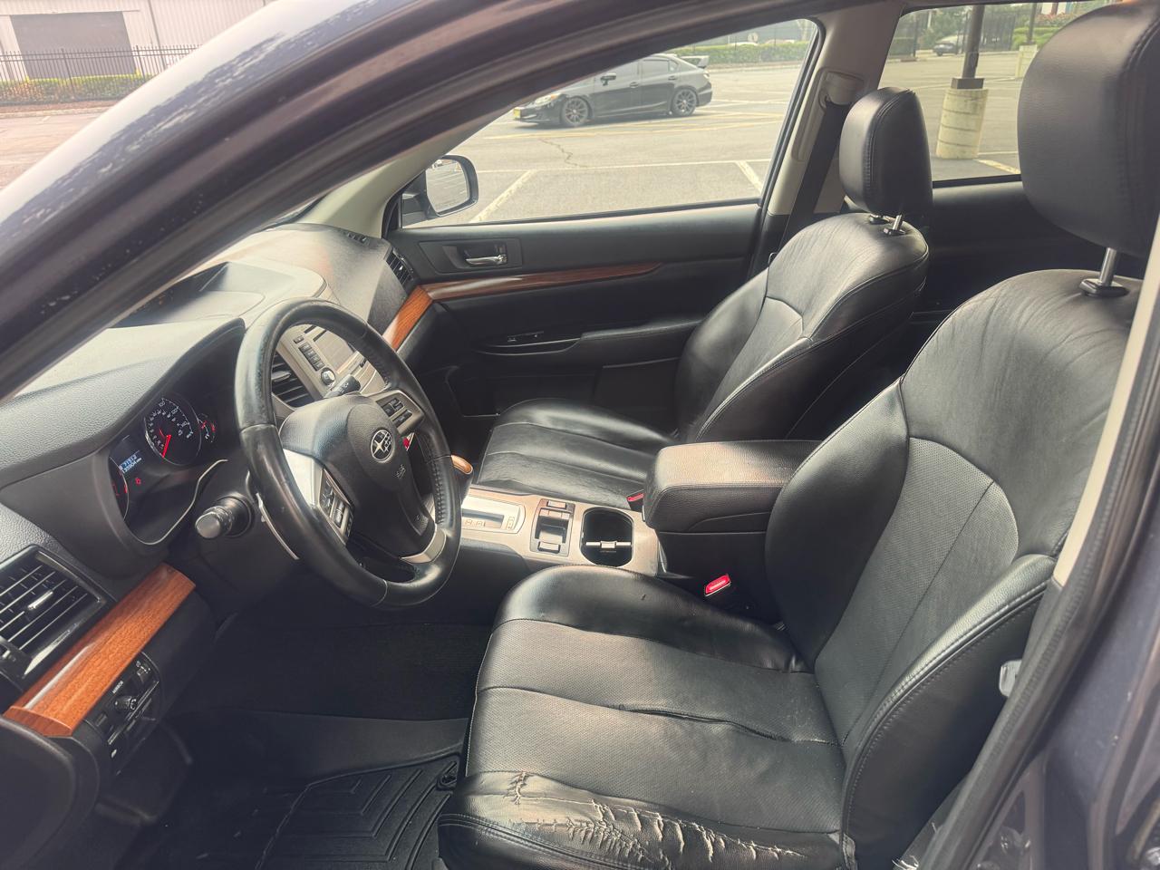 Subaru Outback 2.5i Limited 2014