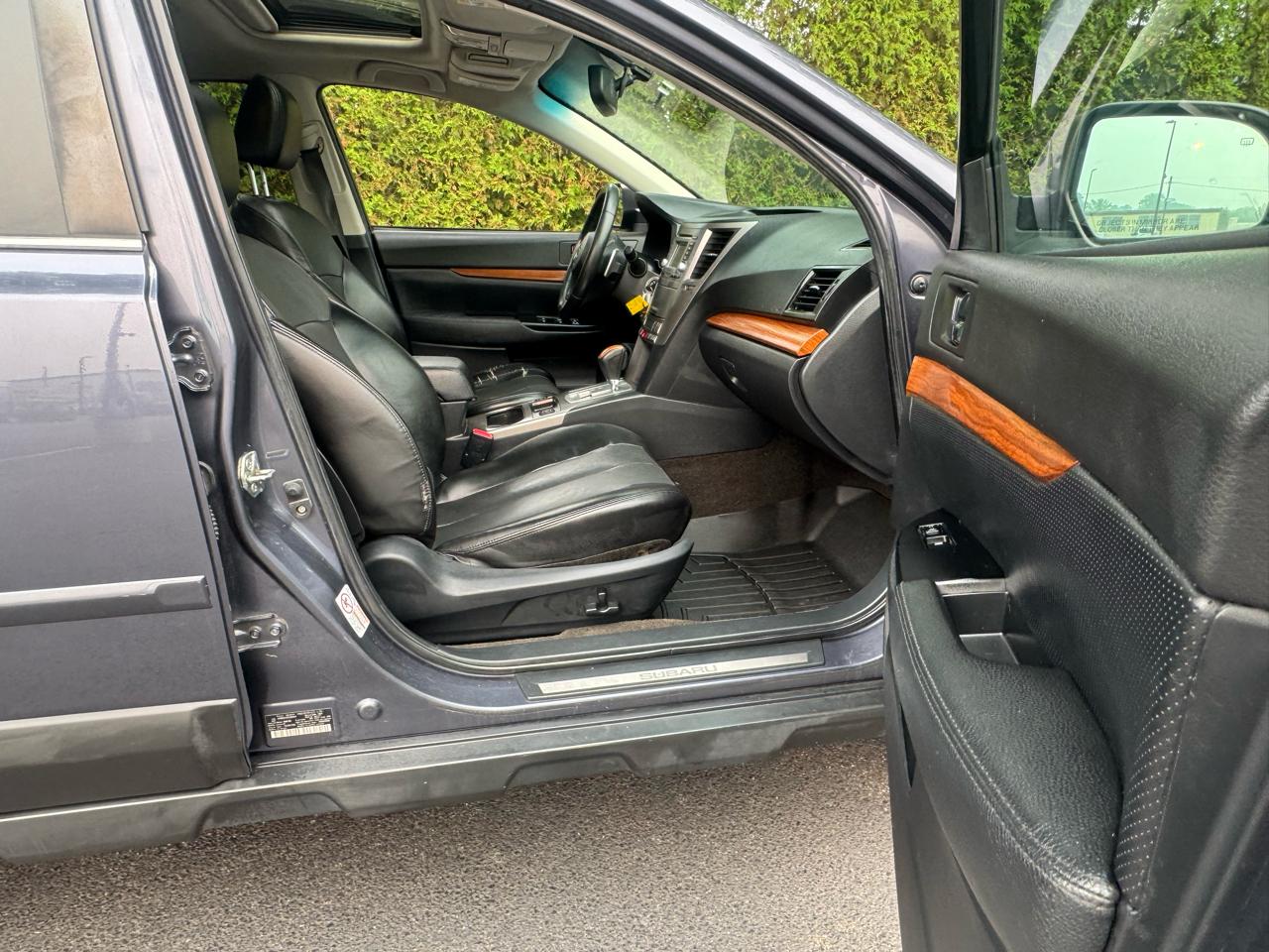 Subaru Outback 2.5i Limited 2014