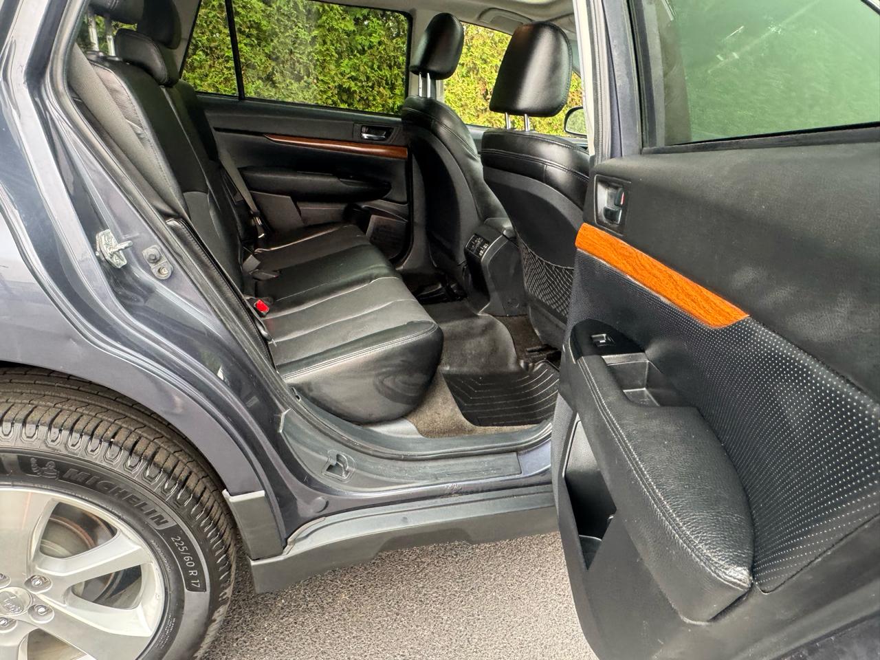 Subaru Outback 2.5i Limited 2014