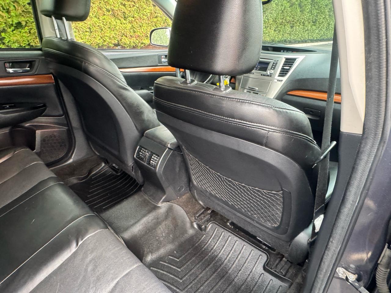 Subaru Outback 2.5i Limited 2014