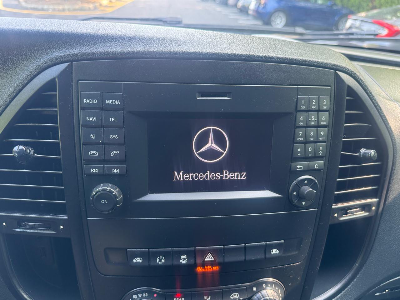 Mercedes-Benz Metris Passenger Van 2017